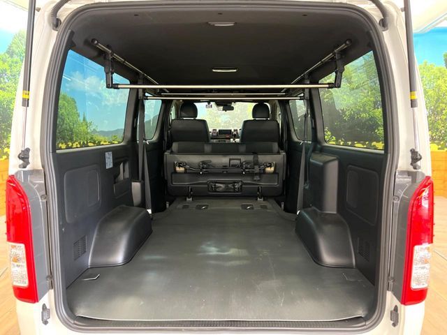 TOYOTA HIACE van 2WD 2024