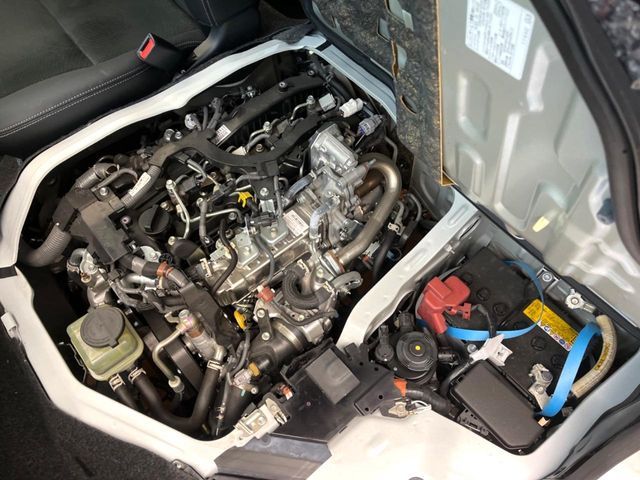 TOYOTA HIACE van 2WD 2024