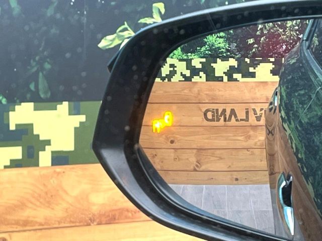 TOYOTA HARRIER HYBRID 2023