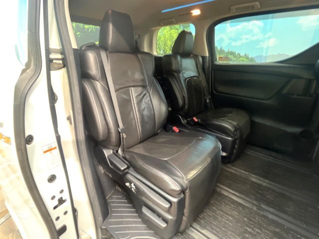 TOYOTA VELLFIRE  HYBRID 4WD 2019