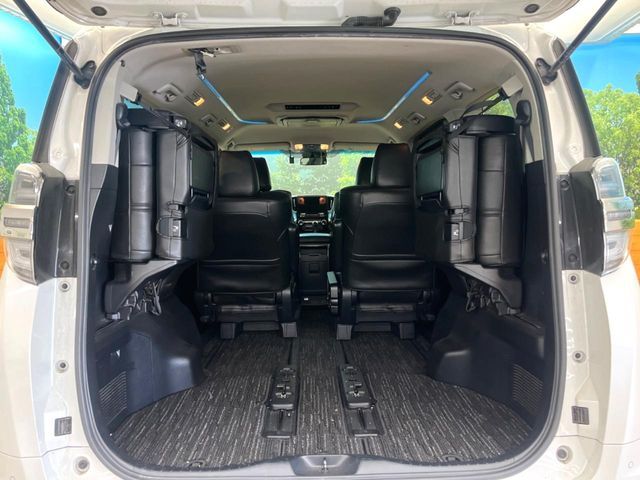 TOYOTA VELLFIRE  HYBRID 4WD 2019