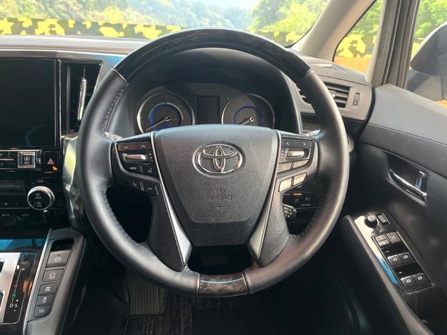 TOYOTA VELLFIRE  HYBRID 4WD 2019