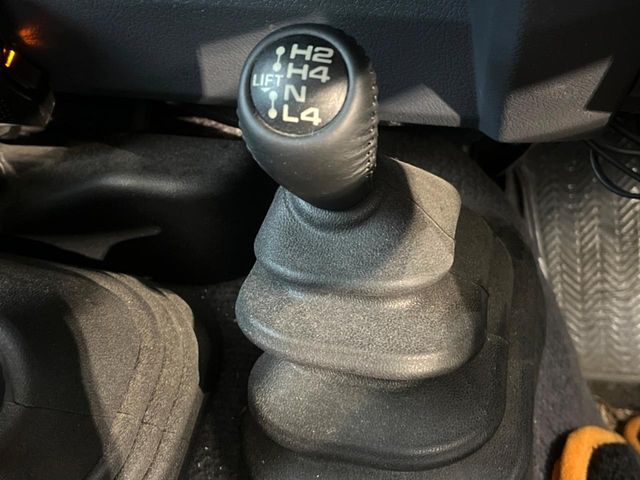 TOYOTA LANDCRUISER van 2015