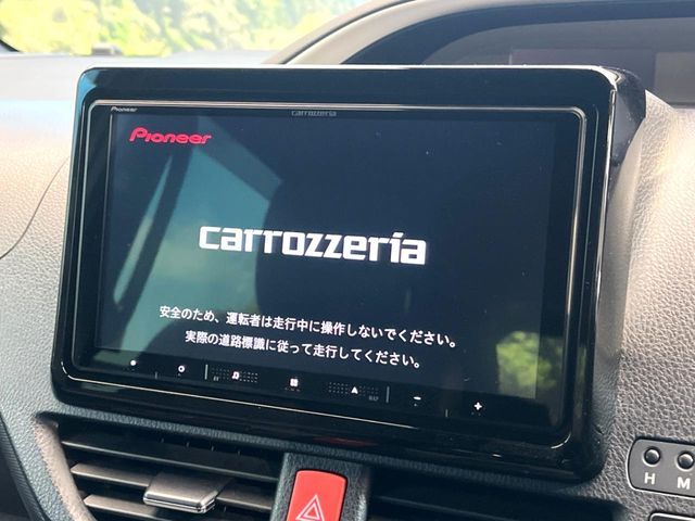 TOYOTA VOXY HYBRID 2021