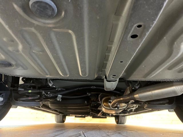 TOYOTA VOXY HYBRID 2021