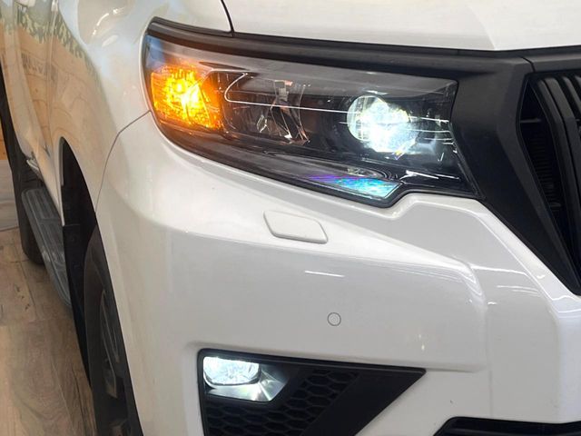 TOYOTA LANDCRUISER PRADO 2023