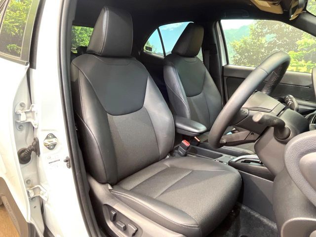 TOYOTA YARIS CROSS 2025