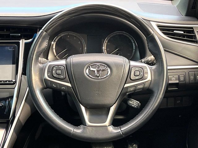 TOYOTA HARRIER 2WD 2017