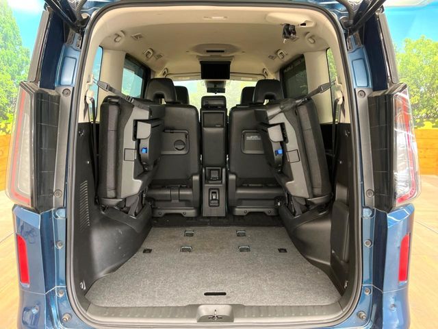 NISSAN SERENA  WG 2023