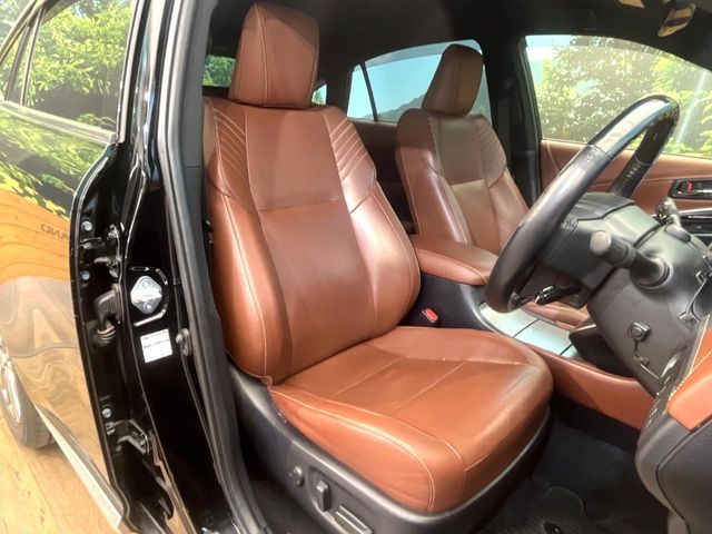 TOYOTA HARRIER 2WD 2017