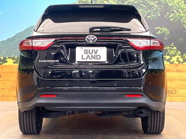 TOYOTA HARRIER 2WD 2017