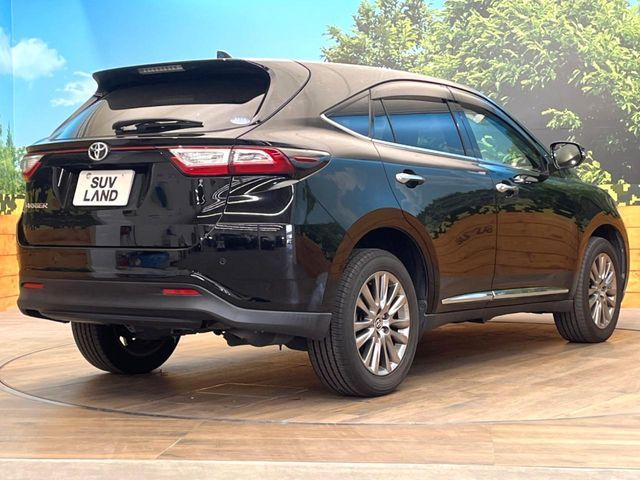TOYOTA HARRIER 2WD 2017