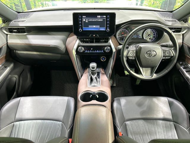 TOYOTA HARRIER 2WD 2022