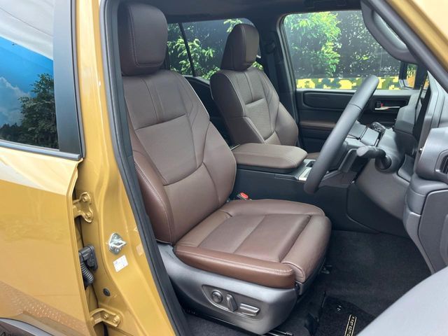 TOYOTA LANDCRUISER 250 2024