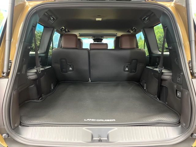 TOYOTA LANDCRUISER 250 2024