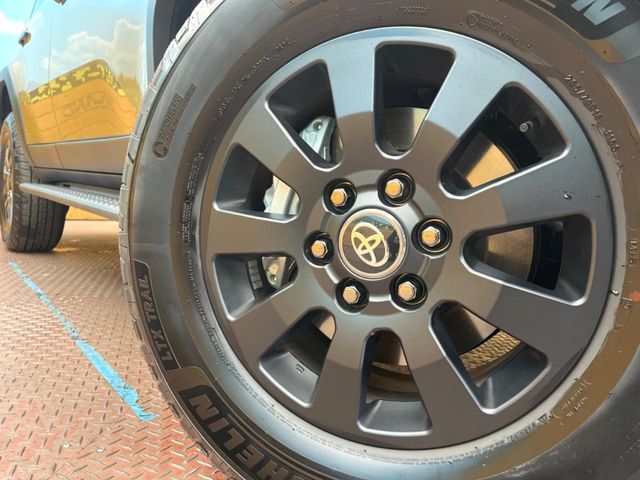 TOYOTA LANDCRUISER 250 2024