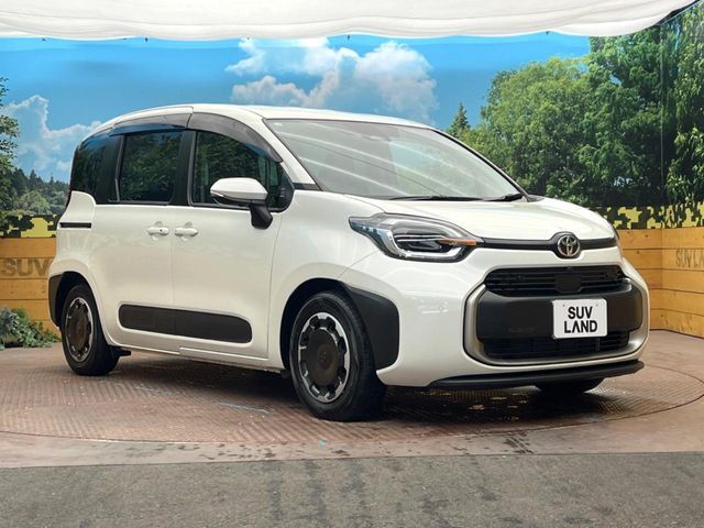 TOYOTA SIENTA HYBRID 2023