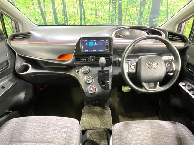 TOYOTA SIENTA 2022