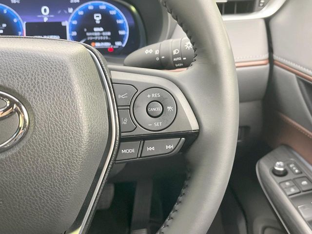 TOYOTA HARRIER 2WD 2023