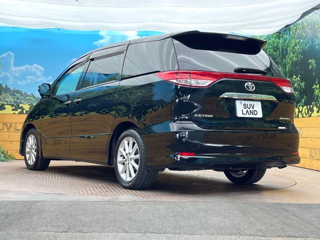 TOYOTA ESTIMA 2011