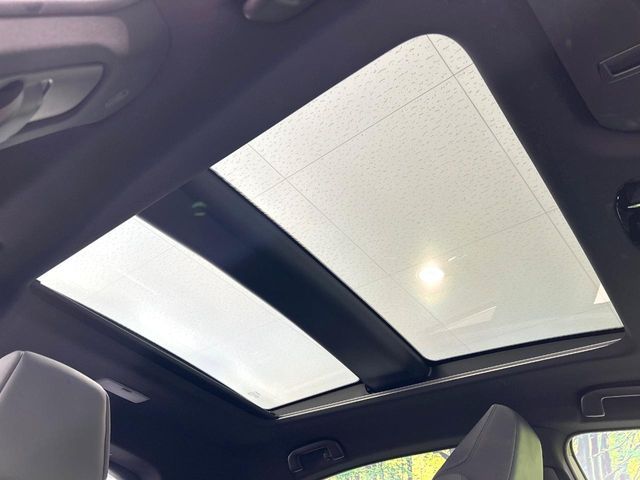 TOYOTA HARRIER HYBRID 2024