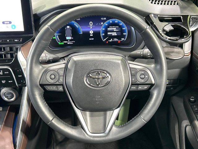 TOYOTA HARRIER HYBRID 2024