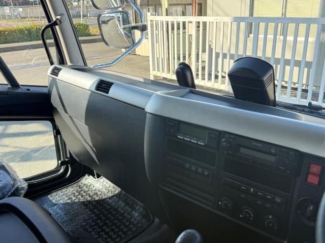 MITSUBISHI FUSOU FIGHTER 2025