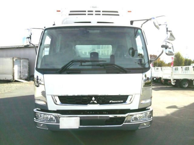 MITSUBISHI FUSOU FIGHTER 2025