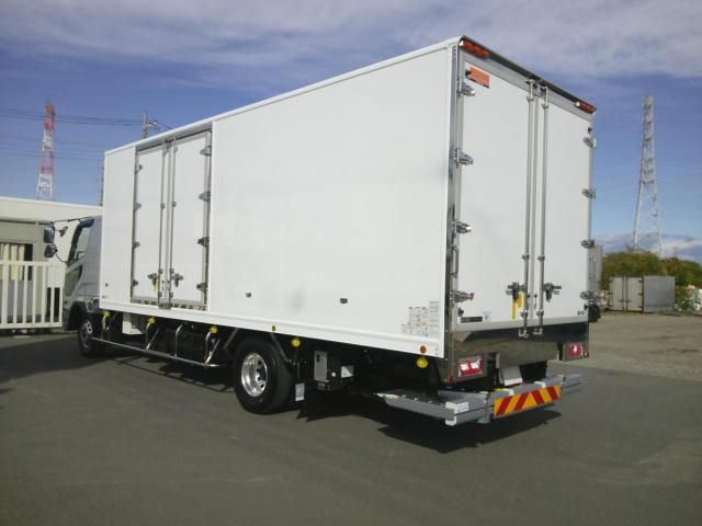 MITSUBISHI FUSOU FIGHTER 2025