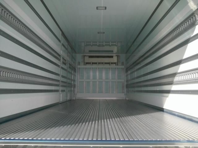 MITSUBISHI FUSOU FIGHTER 2025