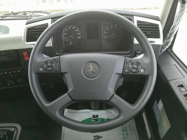 MITSUBISHI FUSOU FIGHTER 2025