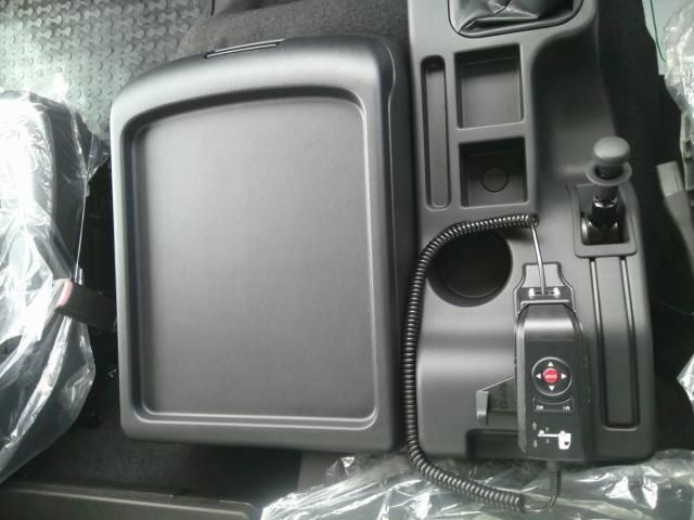 MITSUBISHI FUSOU FIGHTER 2025