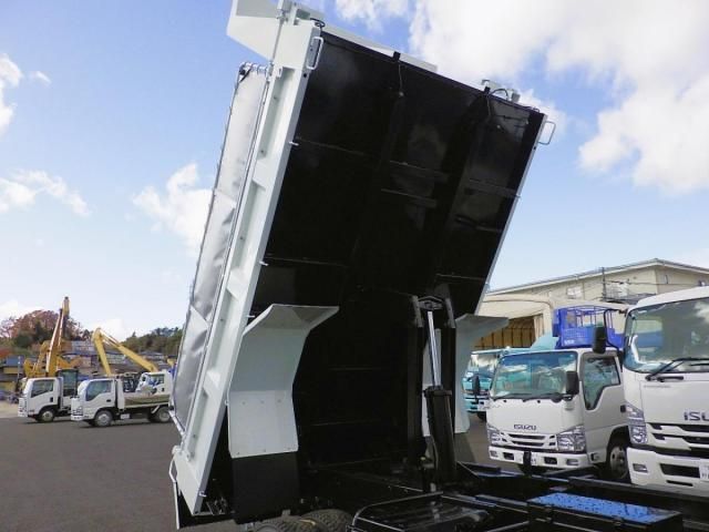 MITSUBISHI FUSOU FIGHTER 2020