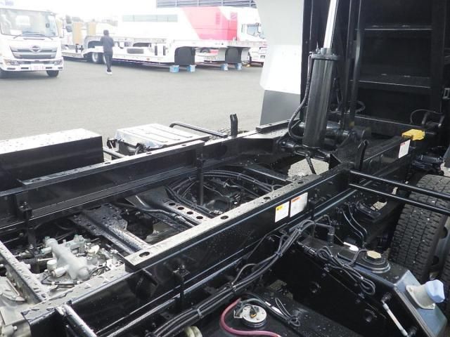 MITSUBISHI FUSOU FIGHTER 2020