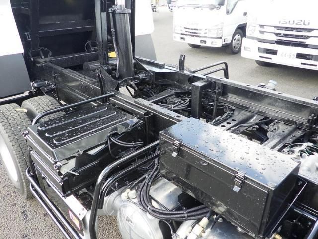 MITSUBISHI FUSOU FIGHTER 2020