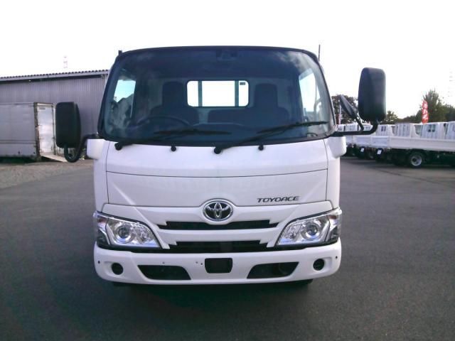 HINO DUTRO 2020