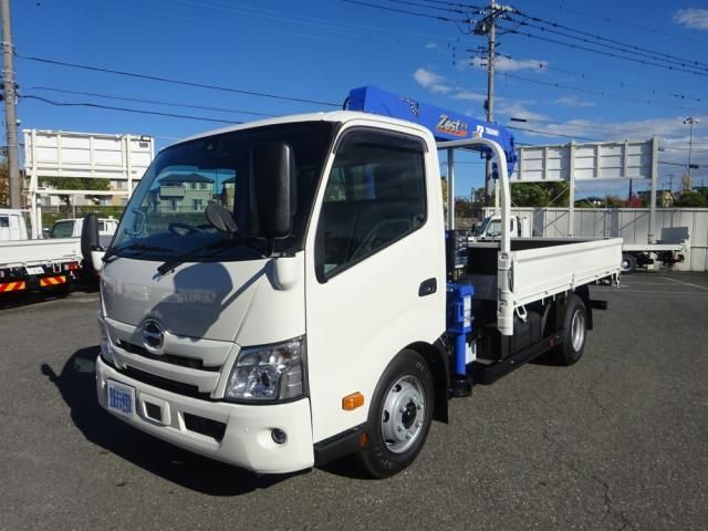 HINO DUTRO 2025