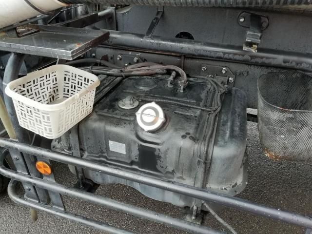 MITSUBISHI FUSOU FIGHTER 2010