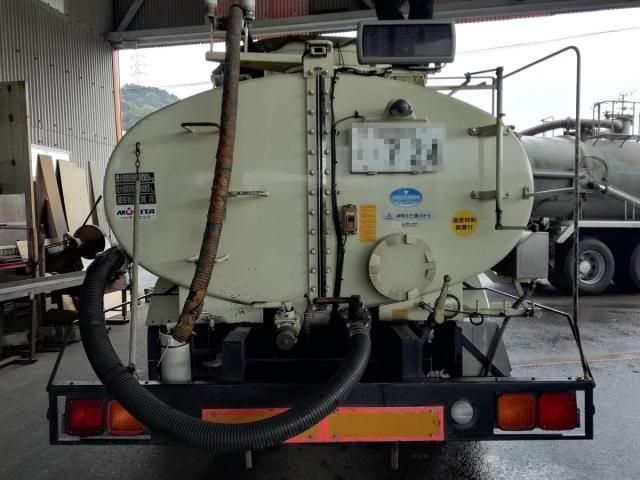 MITSUBISHI FUSOU FIGHTER 2010