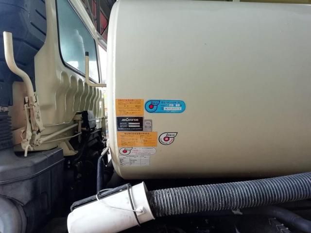 MITSUBISHI FUSOU FIGHTER 2010