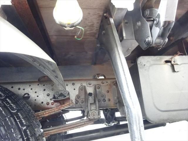 MITSUBISHI FUSOU FIGHTER 2015