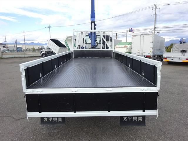 MITSUBISHI FUSOU FIGHTER 2015