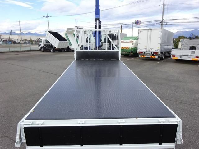 MITSUBISHI FUSOU FIGHTER 2015