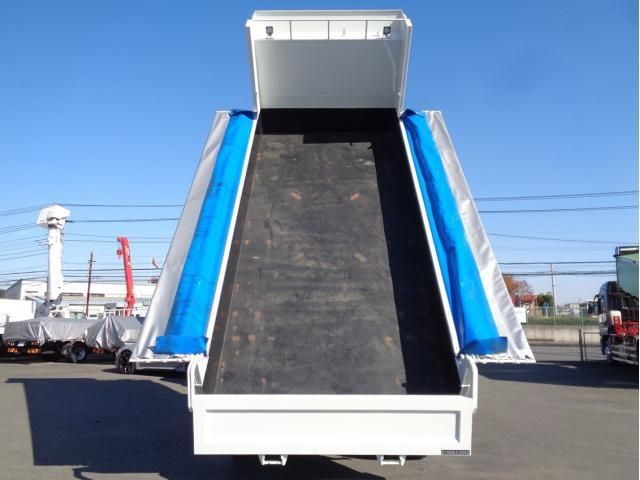 MITSUBISHI FUSOU SUPER GREAT 2023