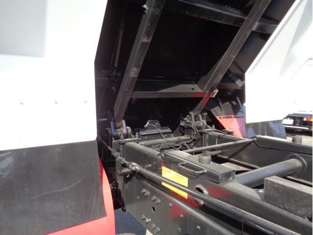 MITSUBISHI FUSOU SUPER GREAT 2023