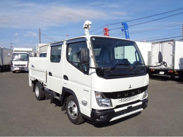 MITSUBISHI CANTER 2025