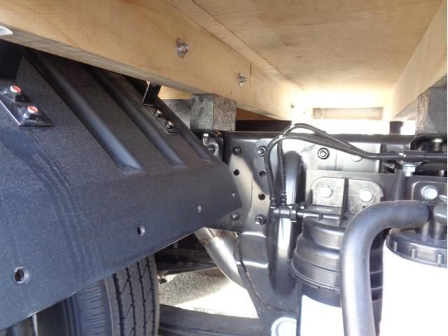 MITSUBISHI CANTER 2025