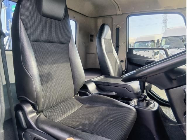 MITSUBISHI FUSOU FIGHTER 2018