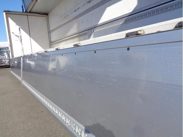 MITSUBISHI FUSOU SUPER GREAT 2019