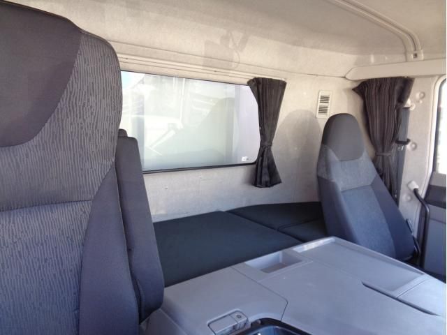 MITSUBISHI FUSOU SUPER GREAT 2019